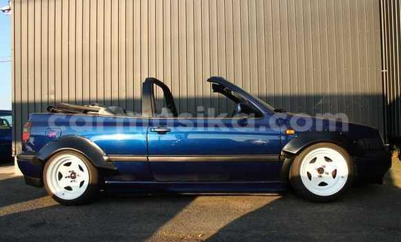 Nunua Ilio tumika Volkswagen Golf Bluu Gari ndani ya Beitbridge nchini Matabeleland Kusini Nunua Ilio tumika Volkswagen Golf Bluu Gari ndani ya Beitbridge nchini Matabeleland Kusini