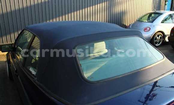 Nunua Ilio tumika Volkswagen Golf Bluu Gari ndani ya Beitbridge nchini Matabeleland Kusini Nunua Ilio tumika Volkswagen Golf Bluu Gari ndani ya Beitbridge nchini Matabeleland Kusini