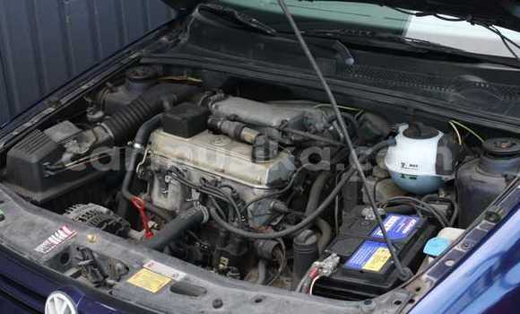 Nunua Ilio tumika Volkswagen Golf Bluu Gari ndani ya Beitbridge nchini Matabeleland Kusini Nunua Ilio tumika Volkswagen Golf Bluu Gari ndani ya Beitbridge nchini Matabeleland Kusini