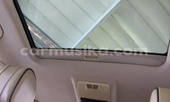 Buy Used Land Rover Range Rover Vogue Beige Car in Beitbridge in Matabeleland South Buy Used Land Rover Range Rover Vogue Beige Car in Beitbridge in Matabeleland South