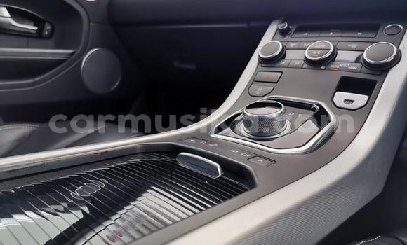 Acheter Occasion Voiture Land Rover Range Rover Evoque Rouge à Beitbridge, Matabeleland South Acheter Occasion Voiture Land Rover Range Rover Evoque Rouge à Beitbridge, Matabeleland South