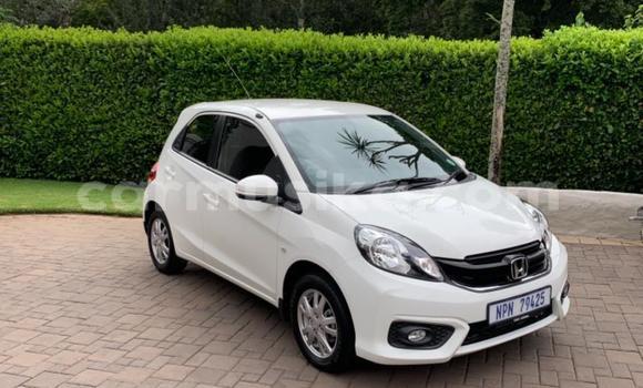 Acheter Occasion Voiture Honda Brio Blanc à Beitbridge, Matabeleland South Acheter Occasion Voiture Honda Brio Blanc à Beitbridge, Matabeleland South