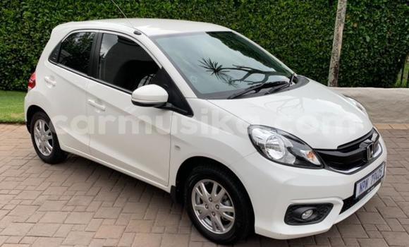 Nunua Ilio tumika Honda Brio Nyeupe Gari ndani ya Beitbridge nchini Matabeleland Kusini Nunua Ilio tumika Honda Brio Nyeupe Gari ndani ya Beitbridge nchini Matabeleland Kusini