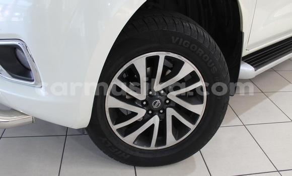 Nunua Ilio tumika Nissan Navara Nyeupe Gari ndani ya Beitbridge nchini Matabeleland Kusini Nunua Ilio tumika Nissan Navara Nyeupe Gari ndani ya Beitbridge nchini Matabeleland Kusini