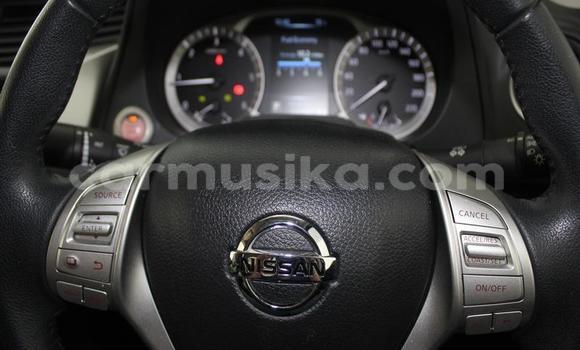 Nunua Ilio tumika Nissan Navara Nyeupe Gari ndani ya Beitbridge nchini Matabeleland Kusini Nunua Ilio tumika Nissan Navara Nyeupe Gari ndani ya Beitbridge nchini Matabeleland Kusini