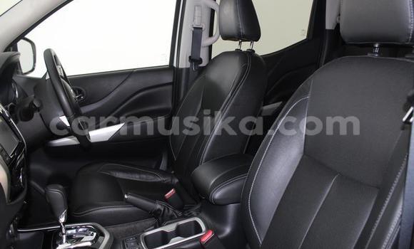 Nunua Ilio tumika Nissan Navara Nyeupe Gari ndani ya Beitbridge nchini Matabeleland Kusini Nunua Ilio tumika Nissan Navara Nyeupe Gari ndani ya Beitbridge nchini Matabeleland Kusini