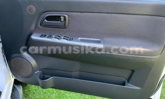 Buy Used Isuzu KB White Car in Beitbridge in Matabeleland South Buy Used Isuzu KB White Car in Beitbridge in Matabeleland South