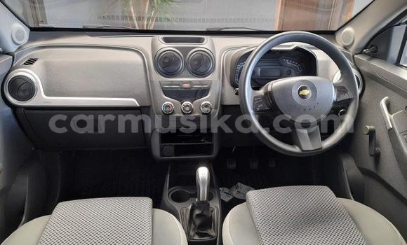 Acheter Occasion Voiture Chevrolet Corsa Blanc à Beitbridge, Matabeleland South Acheter Occasion Voiture Chevrolet Corsa Blanc à Beitbridge, Matabeleland South