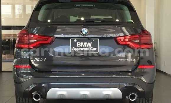 Nunua Ilio tumika BMW X3 Nyeusi Gari ndani ya Beitbridge nchini Matabeleland Kusini Nunua Ilio tumika BMW X3 Nyeusi Gari ndani ya Beitbridge nchini Matabeleland Kusini