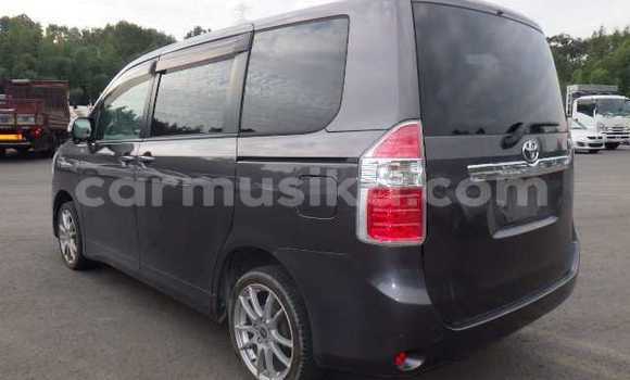 Buy Used Toyota Noah Other Car in Harare in Harare Buy Used Toyota Noah Other Car in Harare in Harare