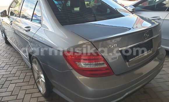 Buy Used Mercedes‒Benz C–Class Silver Car in Beitbridge in Matabeleland South Buy Used Mercedes‒Benz C–Class Silver Car in Beitbridge in Matabeleland South