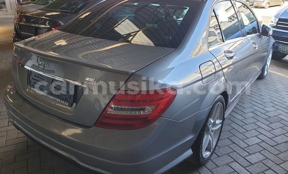 Buy Used Mercedes‒Benz C–Class Silver Car in Beitbridge in Matabeleland South Buy Used Mercedes‒Benz C–Class Silver Car in Beitbridge in Matabeleland South