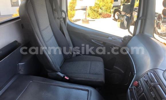 Acheter Occasion Utilitaire Mercedes‒Benz Atego Blanc à Beitbridge, Matabeleland South Acheter Occasion Utilitaire Mercedes‒Benz Atego Blanc à Beitbridge, Matabeleland South