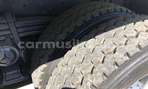 Acheter Occasion Utilitaire Mercedes‒Benz Atego Blanc à Beitbridge, Matabeleland South Acheter Occasion Utilitaire Mercedes‒Benz Atego Blanc à Beitbridge, Matabeleland South