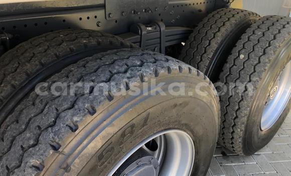 Acheter Occasion Utilitaire Mercedes‒Benz Atego Blanc à Beitbridge, Matabeleland South Acheter Occasion Utilitaire Mercedes‒Benz Atego Blanc à Beitbridge, Matabeleland South