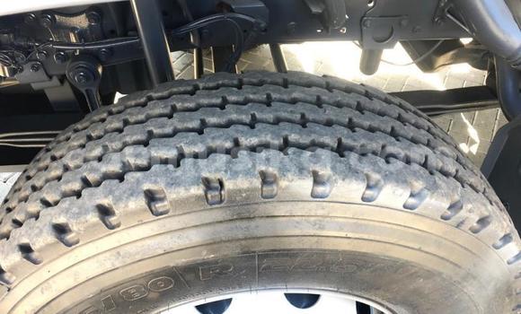 Acheter Occasion Utilitaire Mercedes‒Benz Atego Blanc à Beitbridge, Matabeleland South Acheter Occasion Utilitaire Mercedes‒Benz Atego Blanc à Beitbridge, Matabeleland South