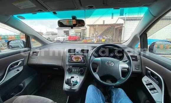 Buy Used Toyota Mark X ZiO Red Car in Beitbridge in Matabeleland South Buy Used Toyota Mark X ZiO Red Car in Beitbridge in Matabeleland South