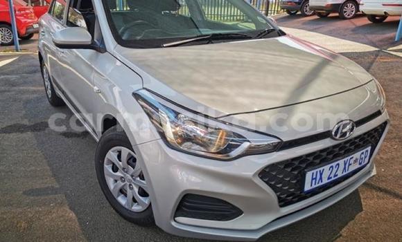 Nunua Ilio tumika Hyundai i20 Fedha Gari ndani ya Beitbridge nchini Matabeleland Kusini