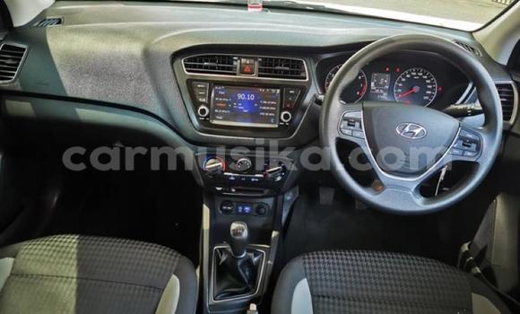 Tenga Tsaru Hyundai i20 Sirivha Mota in Beitbridge in Matabeleland South Tenga Tsaru Hyundai i20 Sirivha Mota in Beitbridge in Matabeleland South