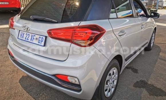 Tenga Tsaru Hyundai i20 Sirivha Mota in Beitbridge in Matabeleland South Tenga Tsaru Hyundai i20 Sirivha Mota in Beitbridge in Matabeleland South