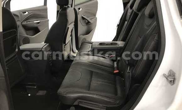 Acheter Occasion Voiture Ford Kuga Blanc à Beitbridge, Matabeleland South Acheter Occasion Voiture Ford Kuga Blanc à Beitbridge, Matabeleland South