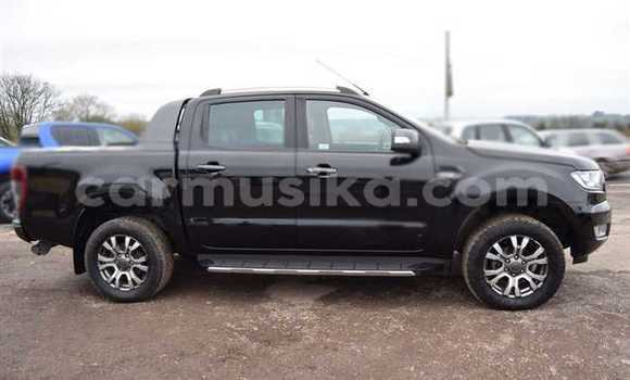 Nunua Ilio tumika Ford Ranger Nyeusi Gari ndani ya Beitbridge nchini Matabeleland Kusini Nunua Ilio tumika Ford Ranger Nyeusi Gari ndani ya Beitbridge nchini Matabeleland Kusini