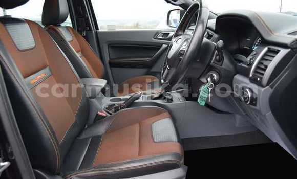 Nunua Ilio tumika Ford Ranger Nyeusi Gari ndani ya Beitbridge nchini Matabeleland Kusini Nunua Ilio tumika Ford Ranger Nyeusi Gari ndani ya Beitbridge nchini Matabeleland Kusini