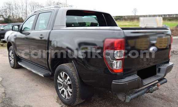Nunua Ilio tumika Ford Ranger Nyeusi Gari ndani ya Beitbridge nchini Matabeleland Kusini Nunua Ilio tumika Ford Ranger Nyeusi Gari ndani ya Beitbridge nchini Matabeleland Kusini