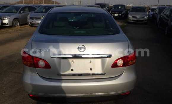 Nunua Ilio tumika Nissan Bluebird Sylphy Fedha Gari ndani ya Beitbridge nchini Matabeleland Kusini Nunua Ilio tumika Nissan Bluebird Sylphy Fedha Gari ndani ya Beitbridge nchini Matabeleland Kusini