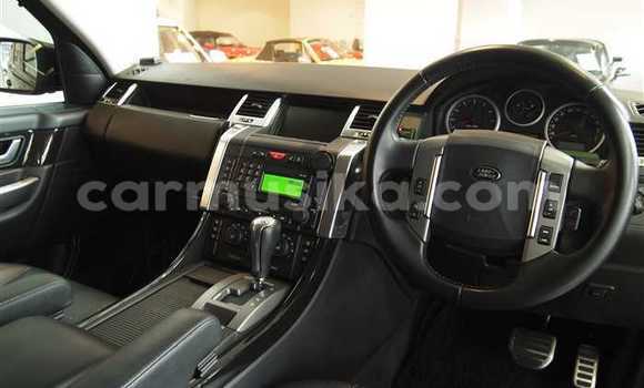 Acheter Occasion Voiture Land Rover Range Rover Sport Noir à Beitbridge, Matabeleland South Acheter Occasion Voiture Land Rover Range Rover Sport Noir à Beitbridge, Matabeleland South