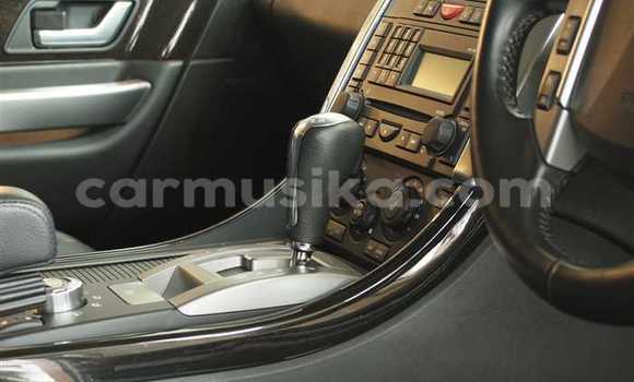 Acheter Occasion Voiture Land Rover Range Rover Sport Noir à Beitbridge, Matabeleland South Acheter Occasion Voiture Land Rover Range Rover Sport Noir à Beitbridge, Matabeleland South