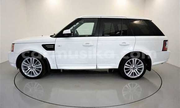 Buy Used Land Rover Range Rover Sport White Car in Beitbridge in Matabeleland South Buy Used Land Rover Range Rover Sport White Car in Beitbridge in Matabeleland South