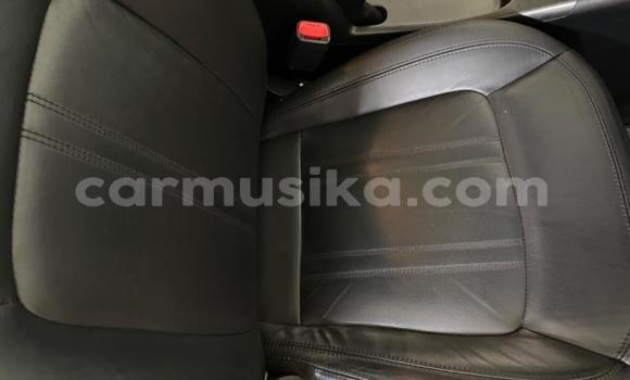 Acheter Occasion Voiture Kia Sportage Beige à Beitbridge, Matabeleland South Acheter Occasion Voiture Kia Sportage Beige à Beitbridge, Matabeleland South