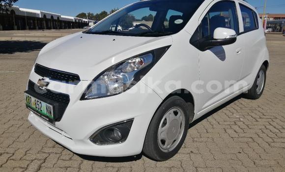 Acheter Occasion Voiture Chevrolet Spark Blanc à Beitbridge, Matabeleland South Acheter Occasion Voiture Chevrolet Spark Blanc à Beitbridge, Matabeleland South