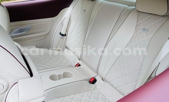 Buy Used Mercedes‒Benz E–Class White Car in Beitbridge in Matabeleland South Buy Used Mercedes‒Benz E–Class White Car in Beitbridge in Matabeleland South