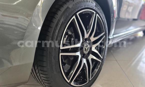 Tenga Tsaru Mercedes‒Benz V-klasse Zvimwe Mota in Beitbridge in Matabeleland South Tenga Tsaru Mercedes‒Benz V-klasse Zvimwe Mota in Beitbridge in Matabeleland South