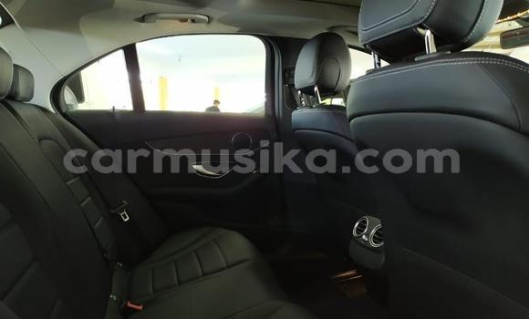 Acheter Occasion Voiture Mercedes‒Benz C-klasse Blanc à Beitbridge, Matabeleland South Acheter Occasion Voiture Mercedes‒Benz C-klasse Blanc à Beitbridge, Matabeleland South