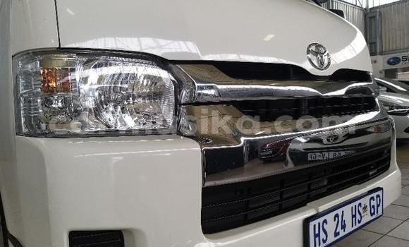 Tenga Tsaru Toyota Hiace Chena Mota in Beitbridge in Matabeleland South Tenga Tsaru Toyota Hiace Chena Mota in Beitbridge in Matabeleland South