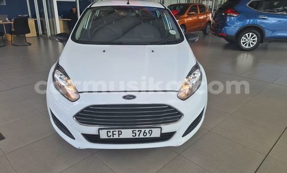 Acheter Occasion Voiture Ford Fiesta Blanc à Harare, Harare