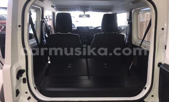 Nunua Ilio tumika Suzuki Jimny Nyeupe Gari ndani ya Beitbridge nchini Matabeleland Kusini Nunua Ilio tumika Suzuki Jimny Nyeupe Gari ndani ya Beitbridge nchini Matabeleland Kusini