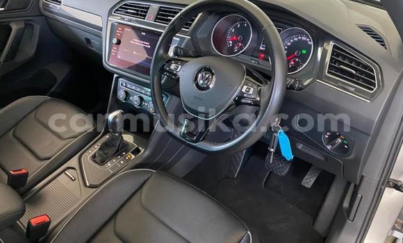 Acheter Occasion Voiture Volkswagen Tiguan Gris à Beitbridge, Matabeleland South Acheter Occasion Voiture Volkswagen Tiguan Gris à Beitbridge, Matabeleland South