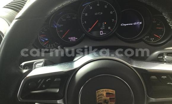 Buy Used Porsche Cayenne White Car in Beitbridge in Matabeleland South Buy Used Porsche Cayenne White Car in Beitbridge in Matabeleland South