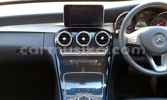 Tenga Tsaru Mercedes‒Benz C–Class Sirivha Mota in Beitbridge in Matabeleland South Tenga Tsaru Mercedes‒Benz C–Class Sirivha Mota in Beitbridge in Matabeleland South