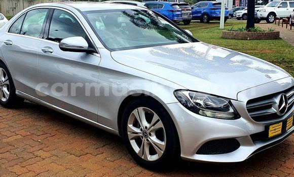 Tenga Tsaru Mercedes‒Benz C–Class Sirivha Mota in Beitbridge in Matabeleland South Tenga Tsaru Mercedes‒Benz C–Class Sirivha Mota in Beitbridge in Matabeleland South