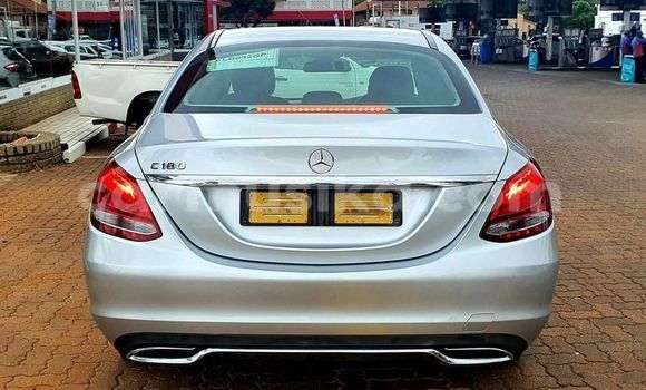 Tenga Tsaru Mercedes‒Benz C–Class Sirivha Mota in Beitbridge in Matabeleland South Tenga Tsaru Mercedes‒Benz C–Class Sirivha Mota in Beitbridge in Matabeleland South