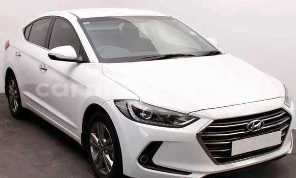 Acheter Occasion Voiture Hyundai Elantra Blanc à Beitbridge, Matabeleland South Acheter Occasion Voiture Hyundai Elantra Blanc à Beitbridge, Matabeleland South