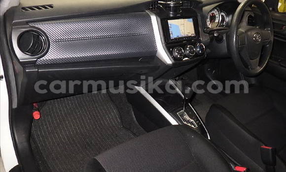 Acheter Occasion Voiture Toyota Corolla Blanc à Beitbridge, Matabeleland South Acheter Occasion Voiture Toyota Corolla Blanc à Beitbridge, Matabeleland South