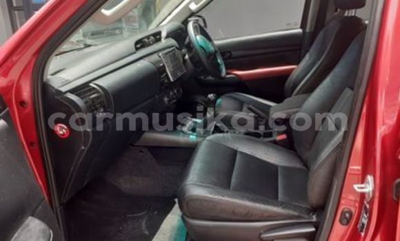 Buy Used Toyota Hilux Red Car in Beitbridge in Matabeleland South