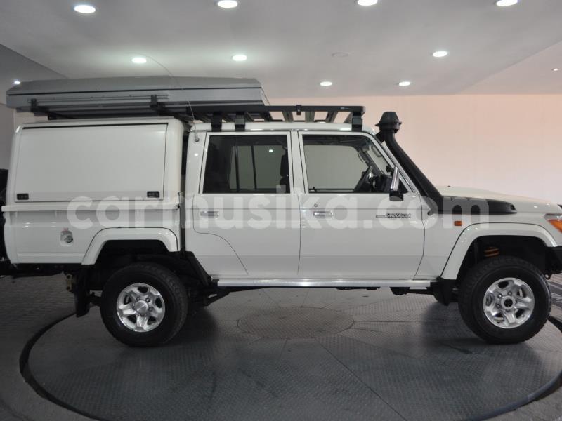 Big with watermark toyota land cruiser harare harare 20180