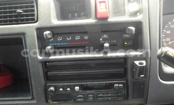 Nunua Ilio tumika Toyota Dyna Nyeupe Gari ndani ya Beitbridge nchini Matabeleland Kusini Nunua Ilio tumika Toyota Dyna Nyeupe Gari ndani ya Beitbridge nchini Matabeleland Kusini